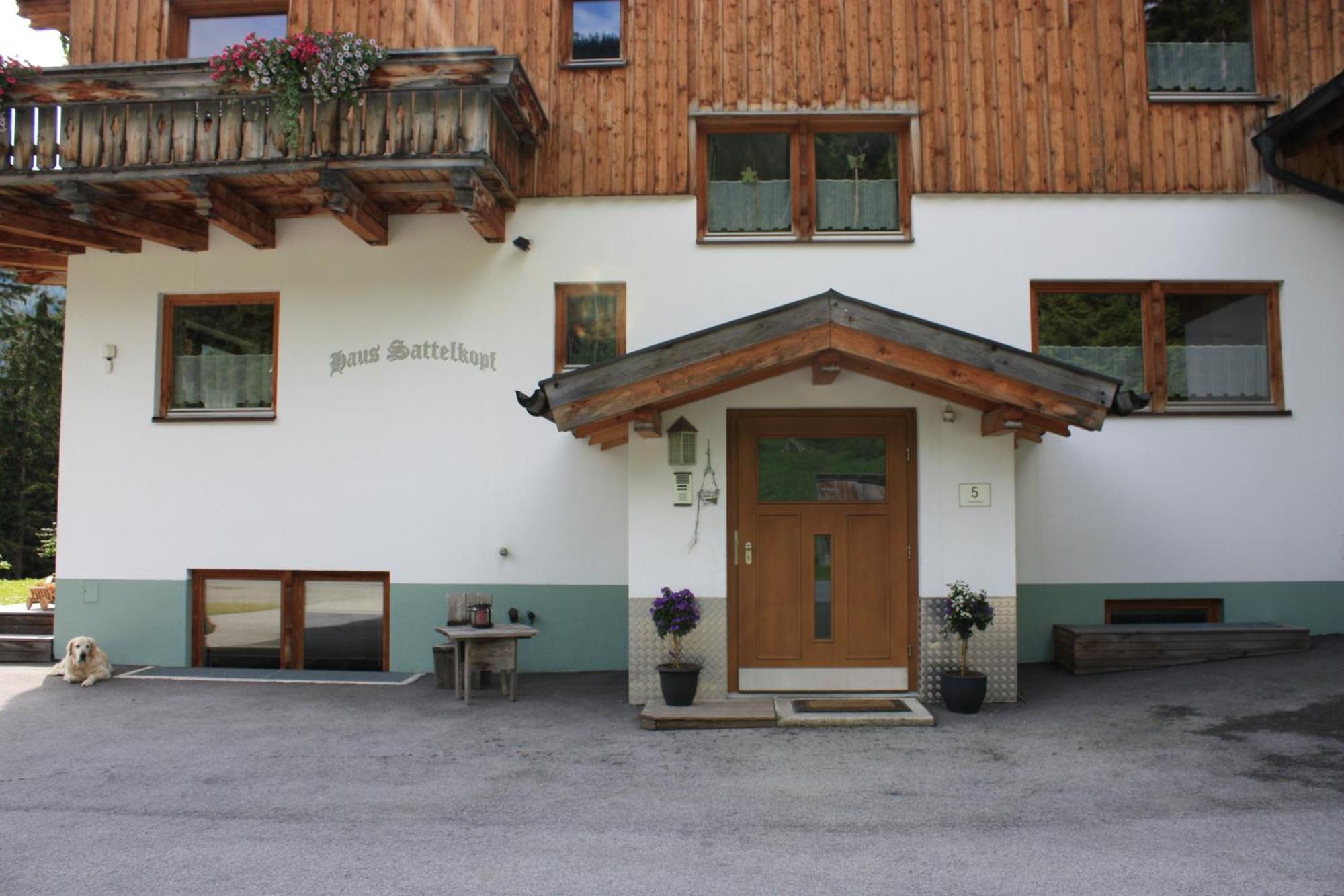 Pension Sattelkopf Sankt Anton am Arlberg Luaran gambar