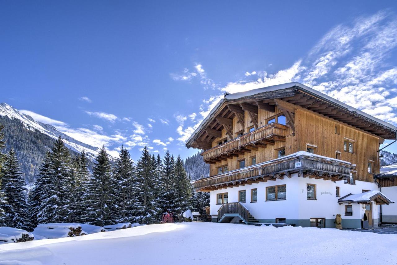 Pension Sattelkopf Sankt Anton am Arlberg Luaran gambar